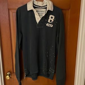 Men’s Abercrombie & Fitch Long Sleeved collard polo shirt.  Sz L